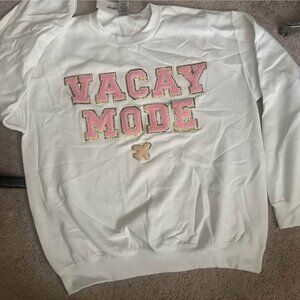 Vacay mode crew neck sweatshirt - Large